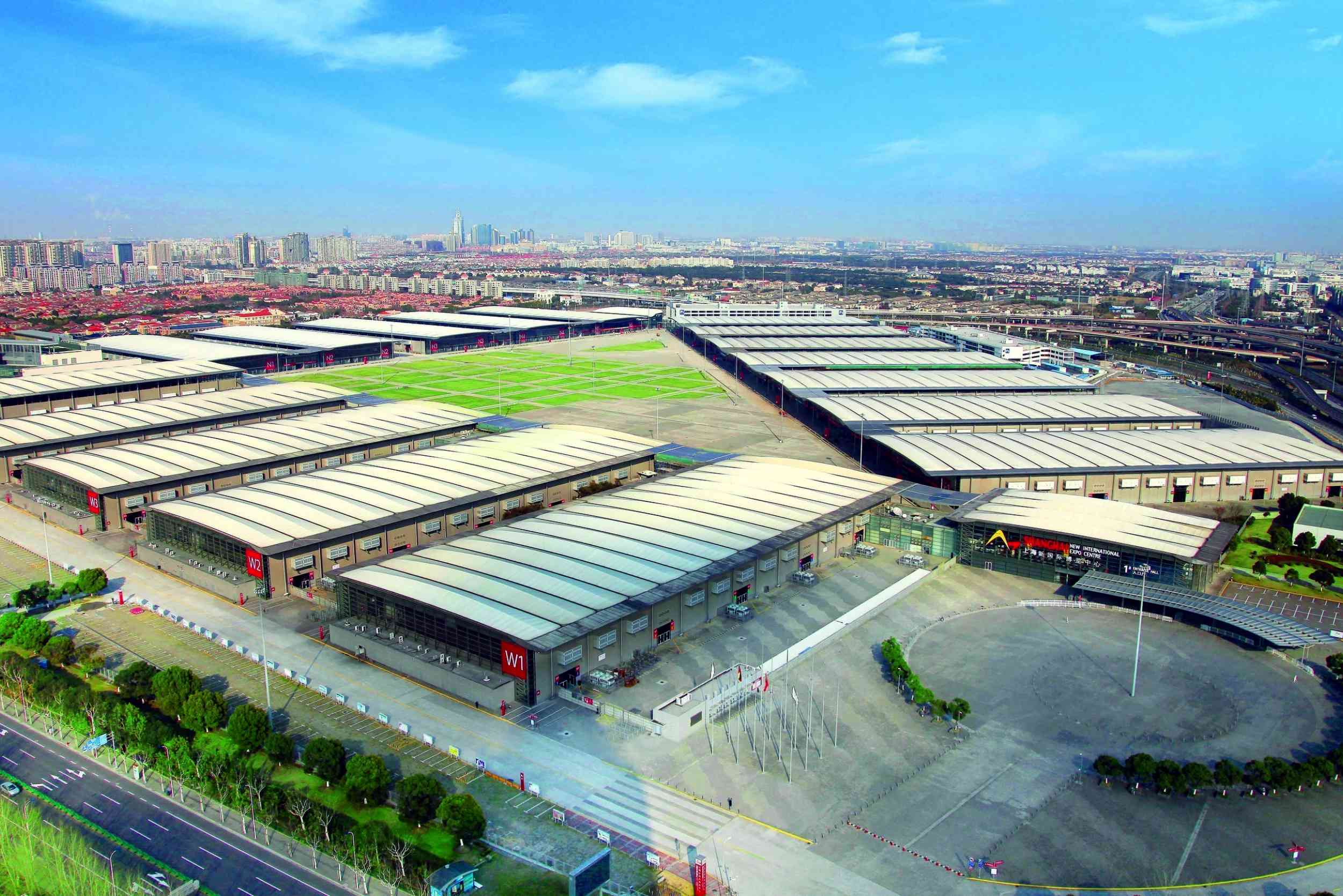 Shanghai New International Expo Centre (SNIEC) - UBM Sinoexpo signed a ten-year (2014-2023) strategic cooperation agreement (PRNewsFoto/Shanghai UBM Sinoexpo Int'l...)