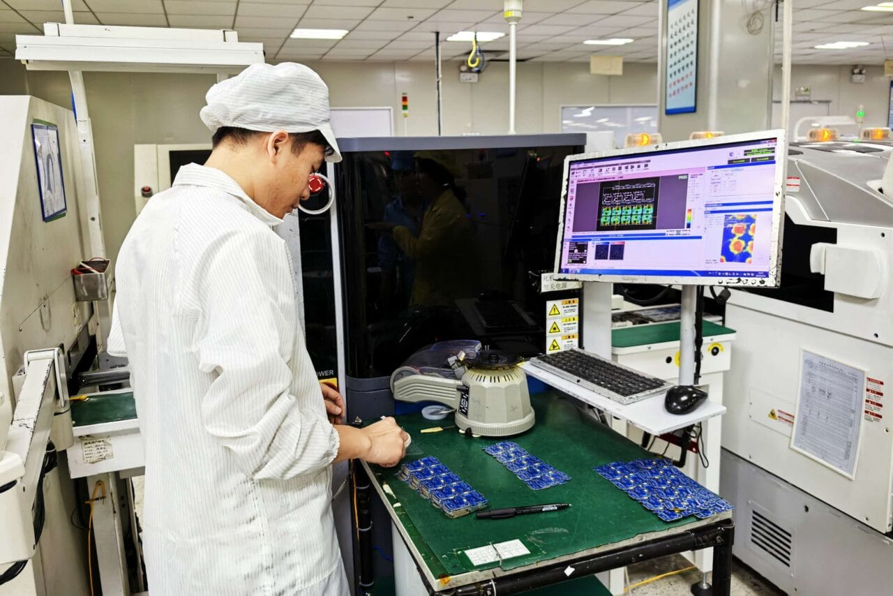 https://businesstripchina.com/wp-content/uploads/2025/09/business-trip-china-2500166716-1280x854.jpg