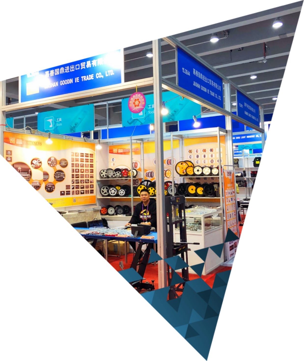 https://businesstripchina.com/wp-content/uploads/2025/09/canton-fair-123814691.jpg